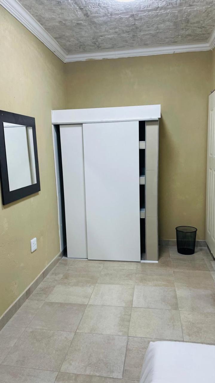 Naldorado Executive Villa Mbombela Buitenkant foto